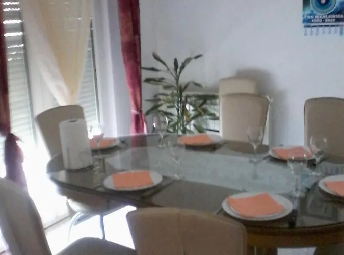 With Parking Space - Diklo, - 15631 Διαμέρισμα Ζαντάρ