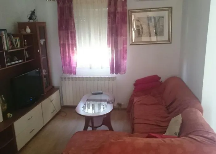 With Parking Space - Diklo, - 15631 Ζαντάρ